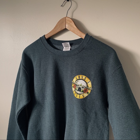 Gildan Sweaters - Guns N Roses | crew neck 🔥🔥